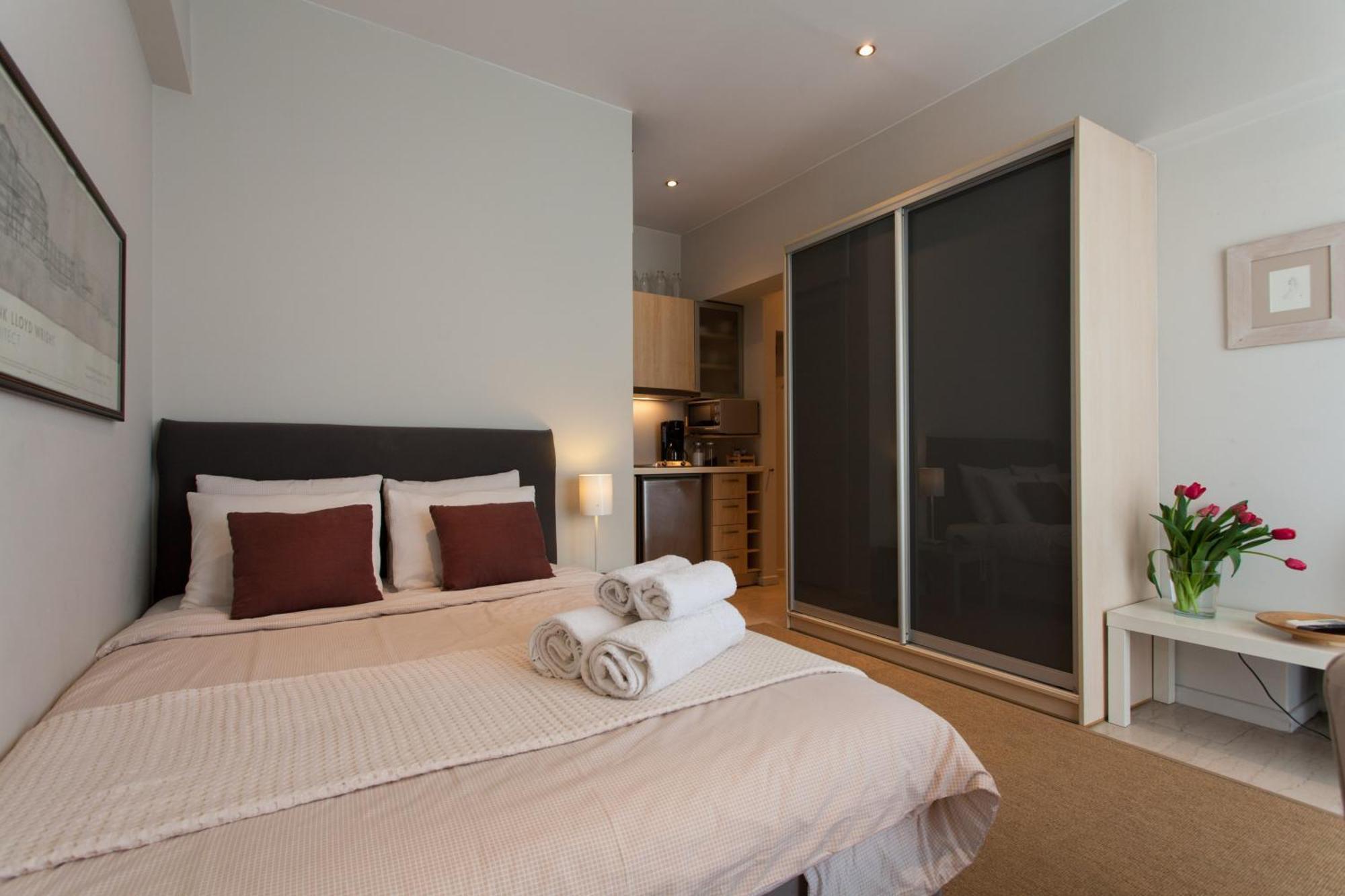 Homz Neapolis Apartment